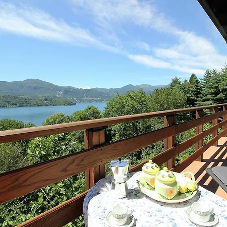 Holiday home Magico Lago